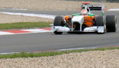 Adrian Sutil køre forbi :D